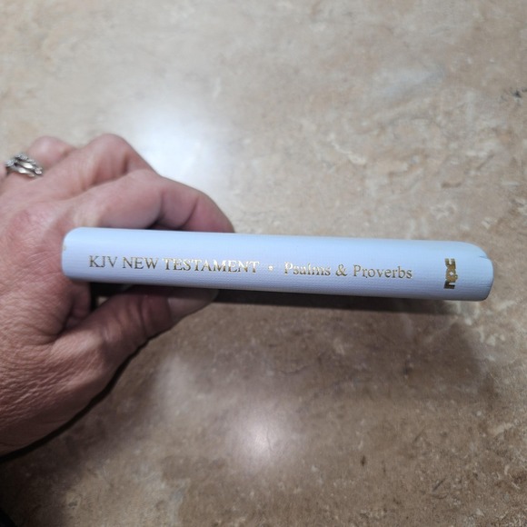 VTG 1968 Holy Bible KJV New Testament Psalms Proverbs Mini Pocket Blue - Picture 8 of 9